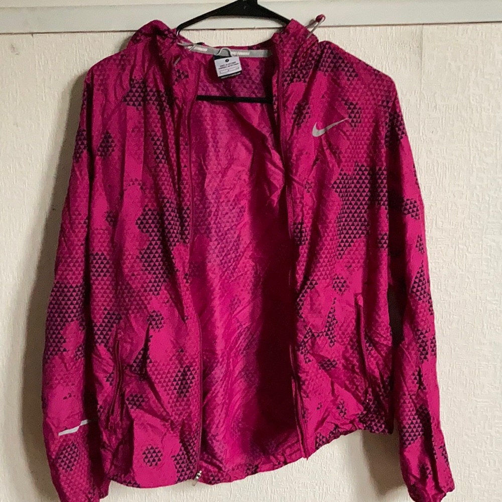 Size S Nike running lightweight windbreaker. Pink.